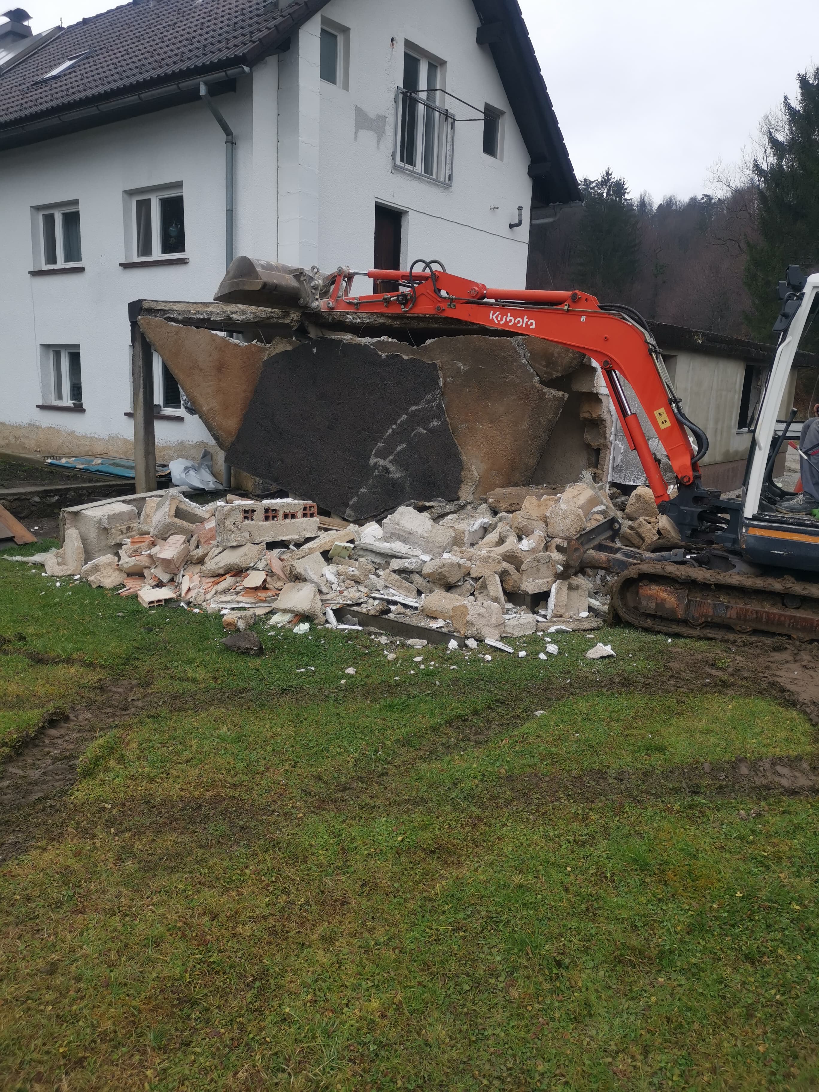Rušitvena dela in zunanje ureditve